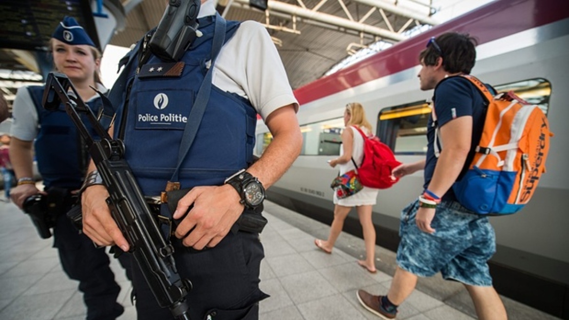 Σε συναγερμό η Γαλλία υπό τον φόβο τρομοκρατικών επιθέσεων